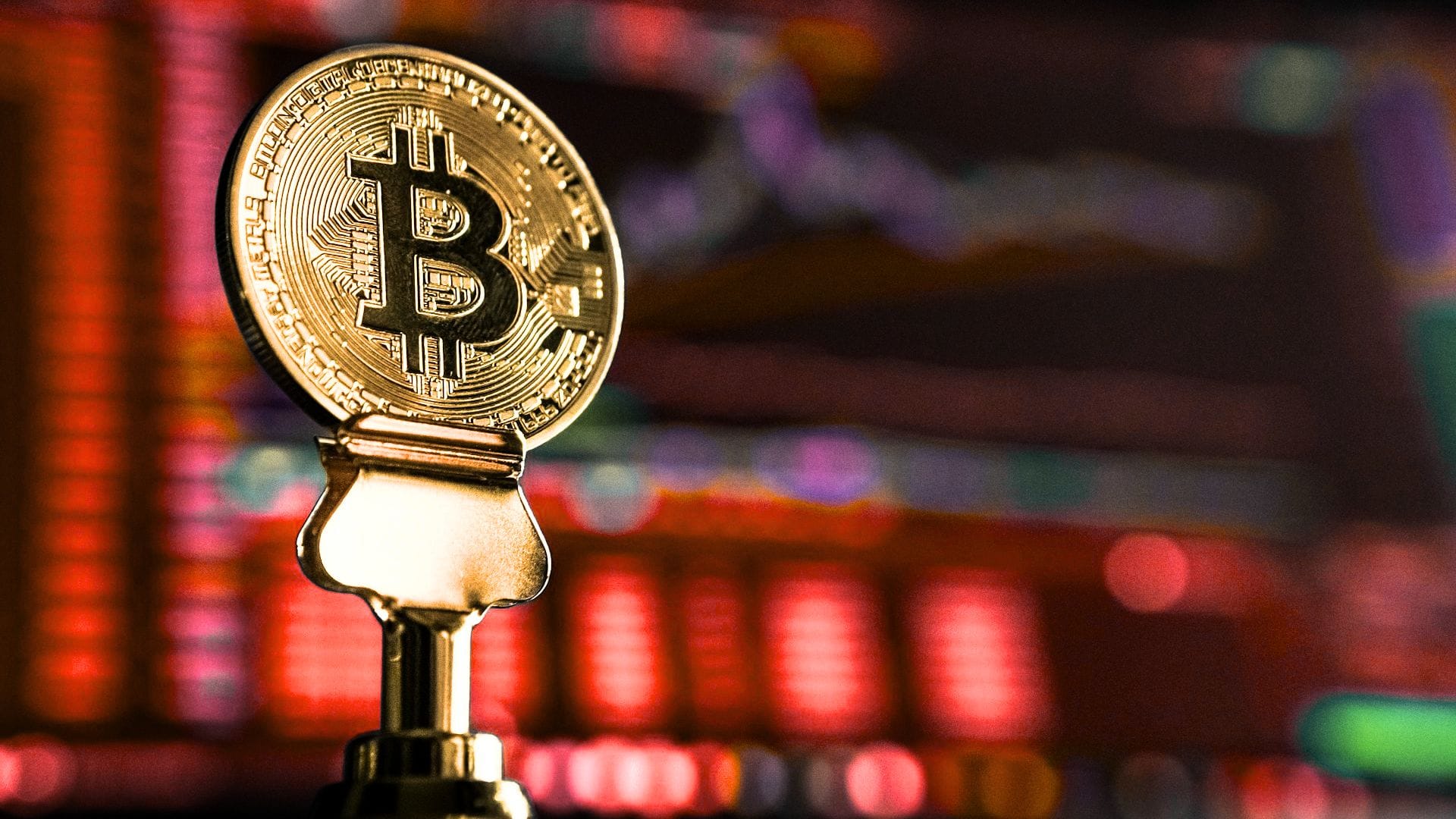 Bitcoin está em "zona de perigo histórica", alerta analista 3 Bitcoin está em “zona de perigo histórica”, alerta analista